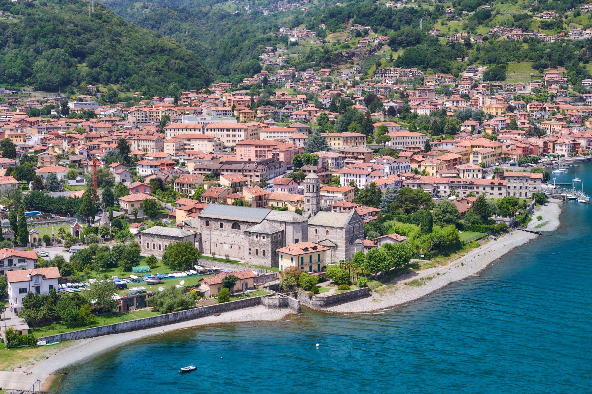 vista aerea di gravedona